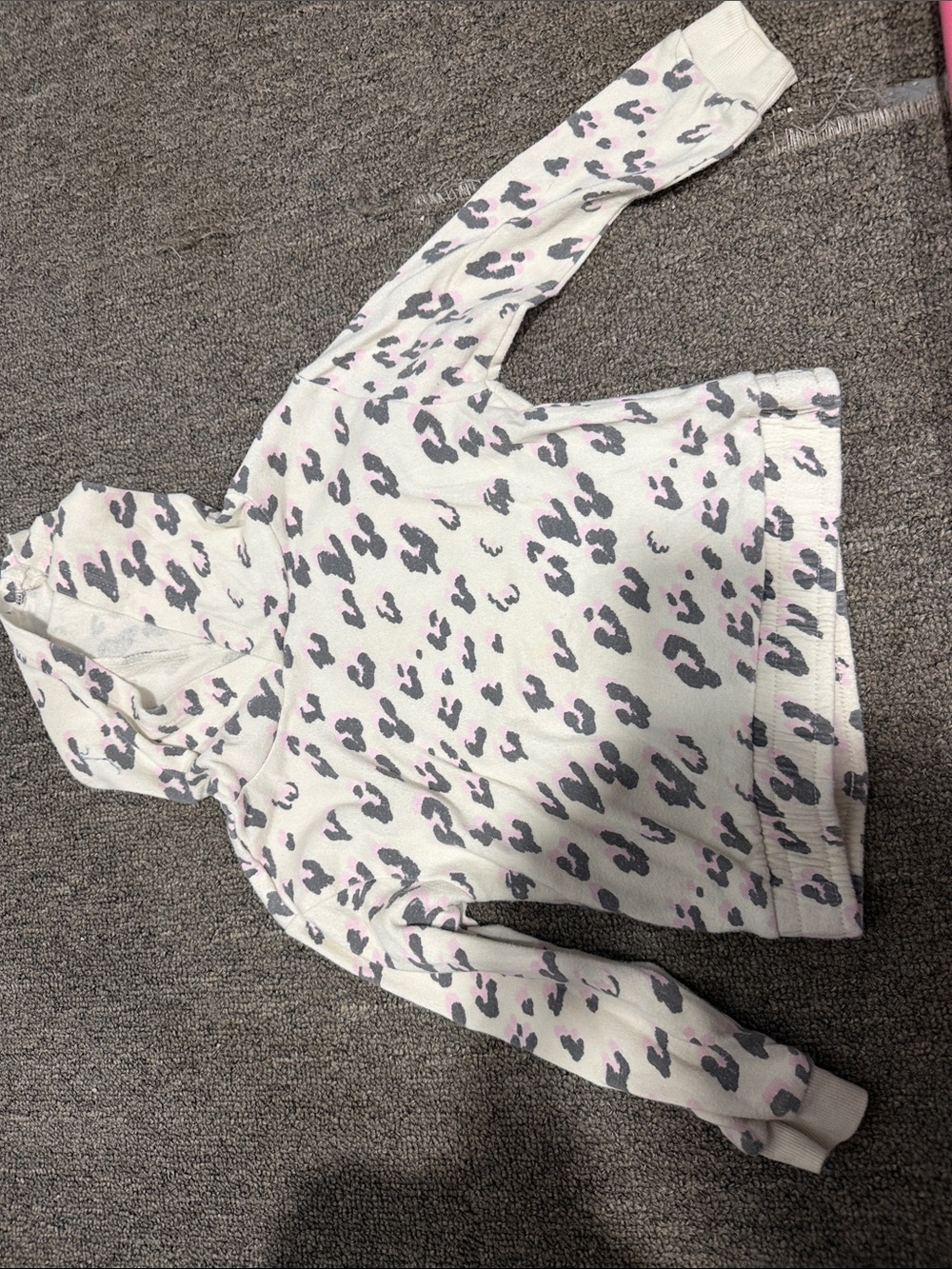 Girls' Hooded Leopard Print Pajama Top in White and Pink